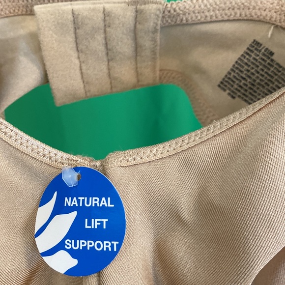 Hanes bra - Picture 3 of 5